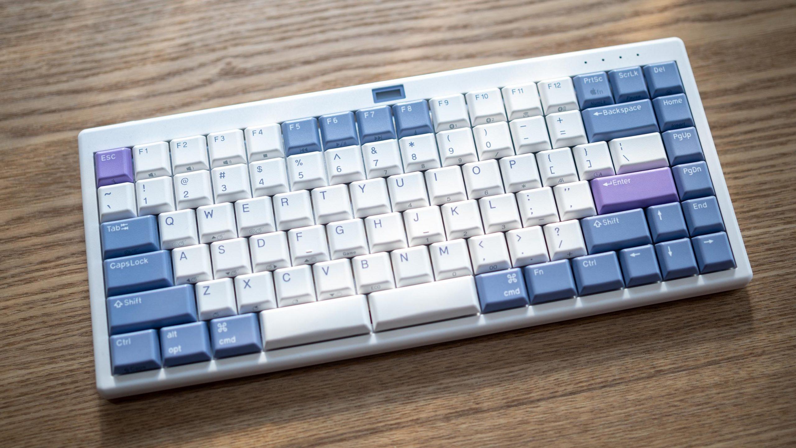 静かな環境でも使いやすい。「NIZ L84」は軽快タッチと静音性で仕事が