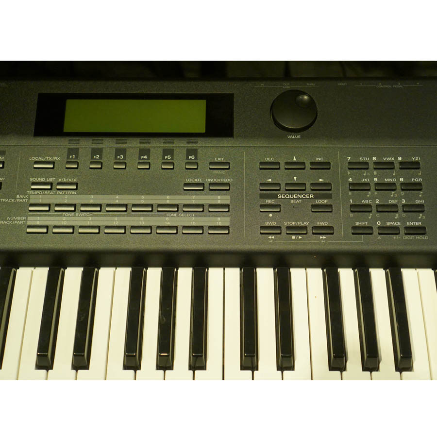 Roland XP-80 Digital Synthesizer Keyboard 76-Key 64-Voice Music