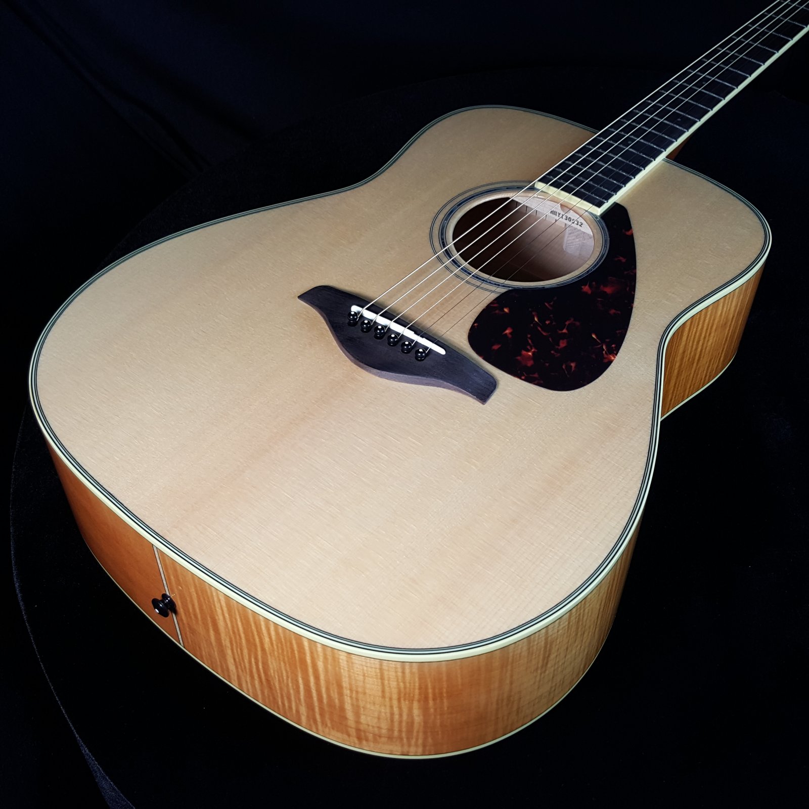 YAMAHA FG840 Acoustic Guitar - 88902510385