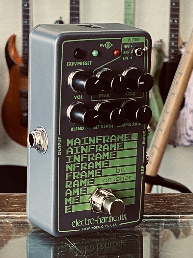 Electro-Harmonix Mainframe Bit Crusher Pedal (new) - 683274012315