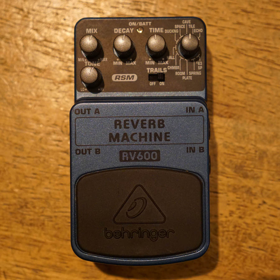 ☆BEHRINGER/ベリンガー REVERB MACHINE RV600 リバーブエフェクター