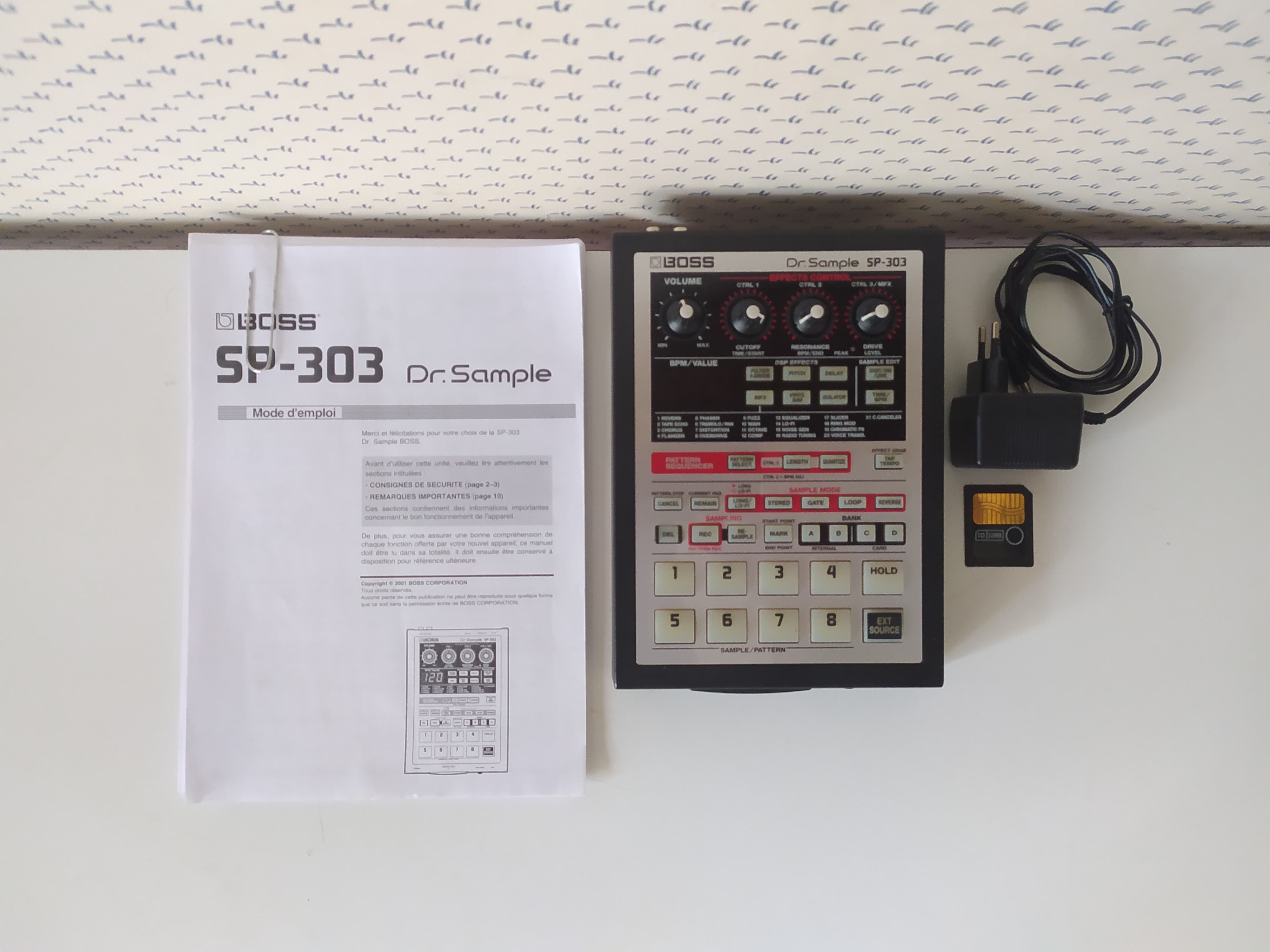 SP-303 Dr. Sample - Boss SP-303 Dr. Sample - Audiofanzine