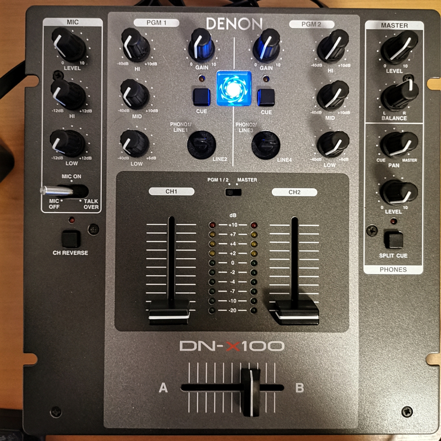 DN-X100 - Denon DJ DN-X100 - Audiofanzine