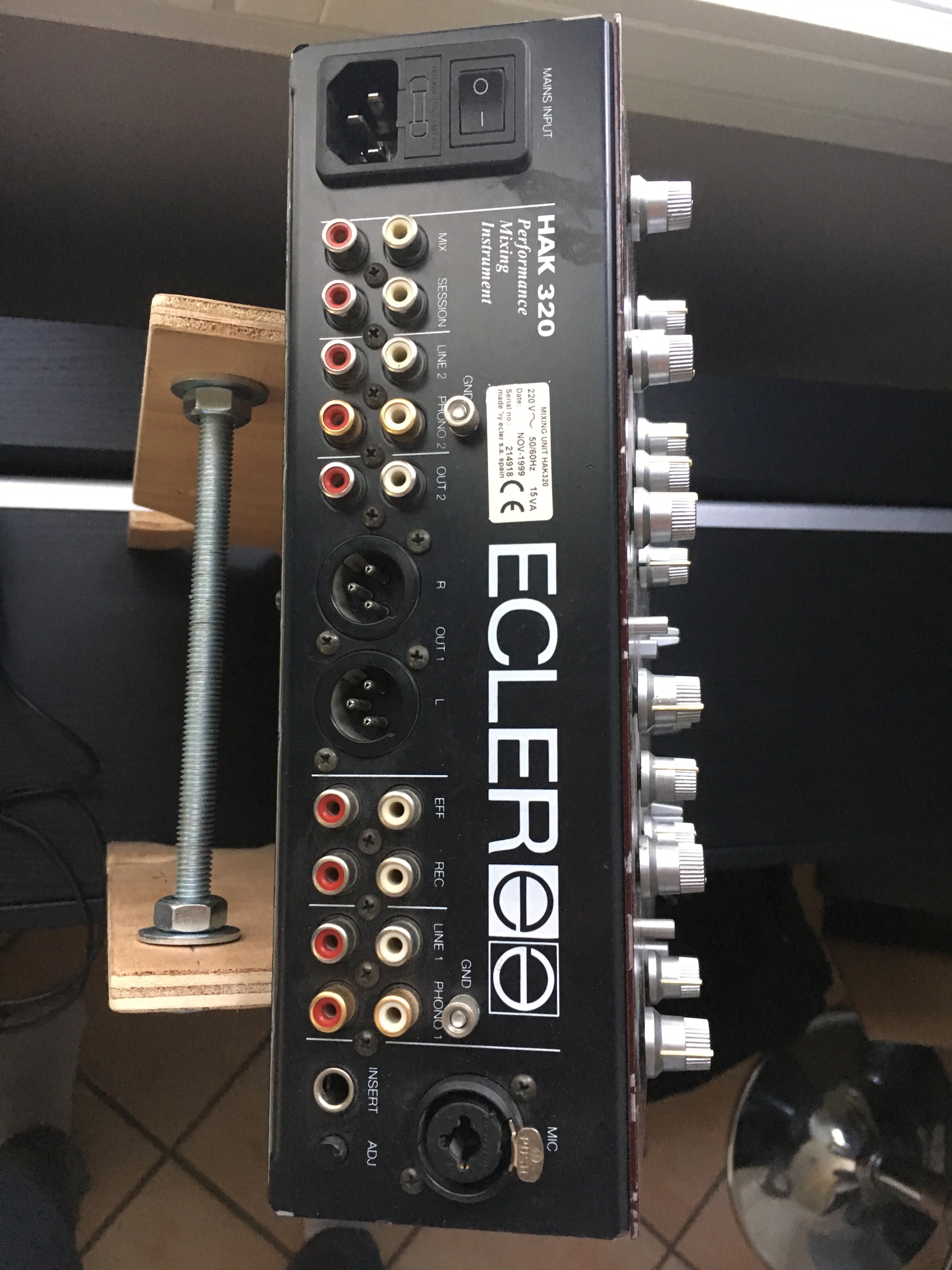 HAK 320 - Ecler HAK 320 - Audiofanzine