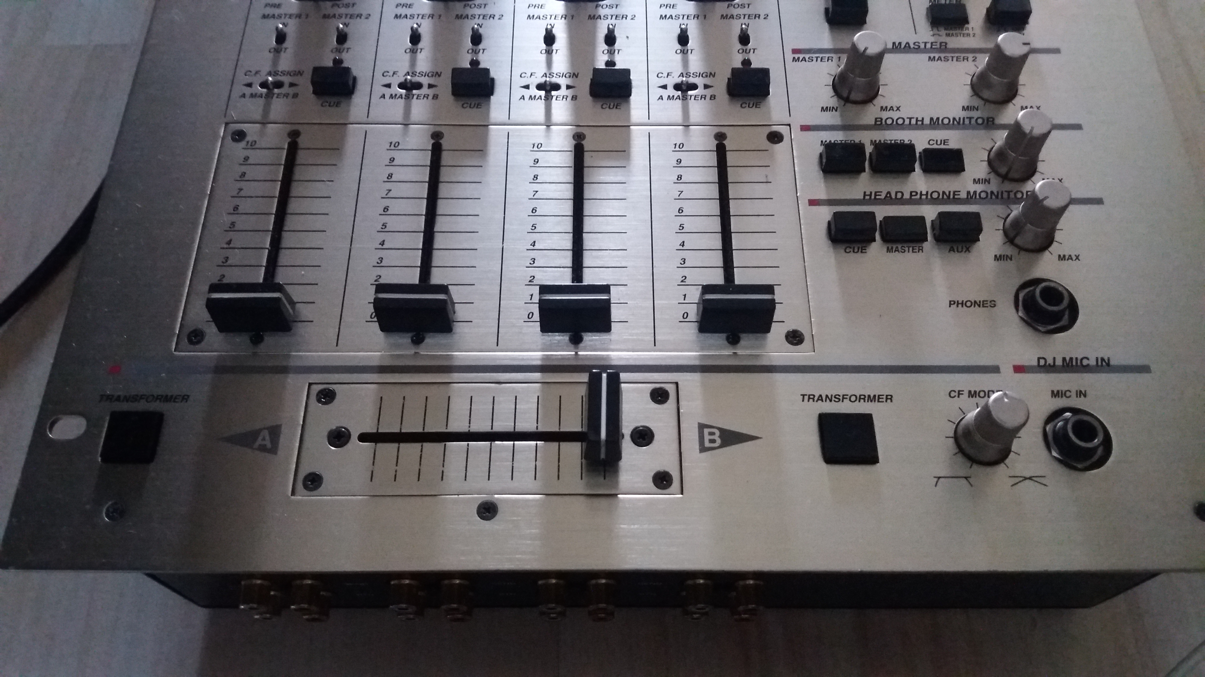 PMC-55 - Vestax PMC-55 - Audiofanzine