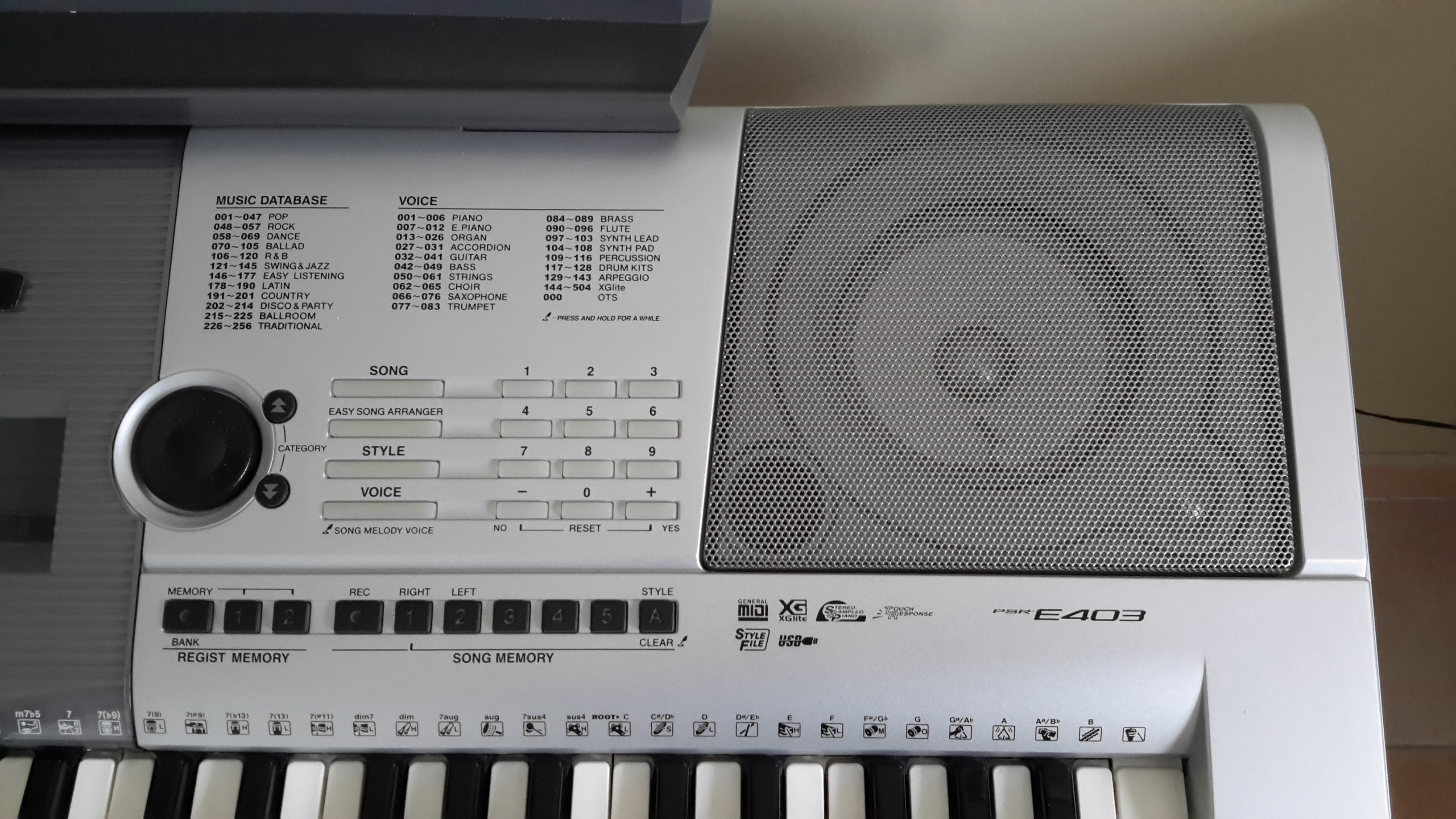 PSR-E403 - Yamaha PSR-E403 - Audiofanzine