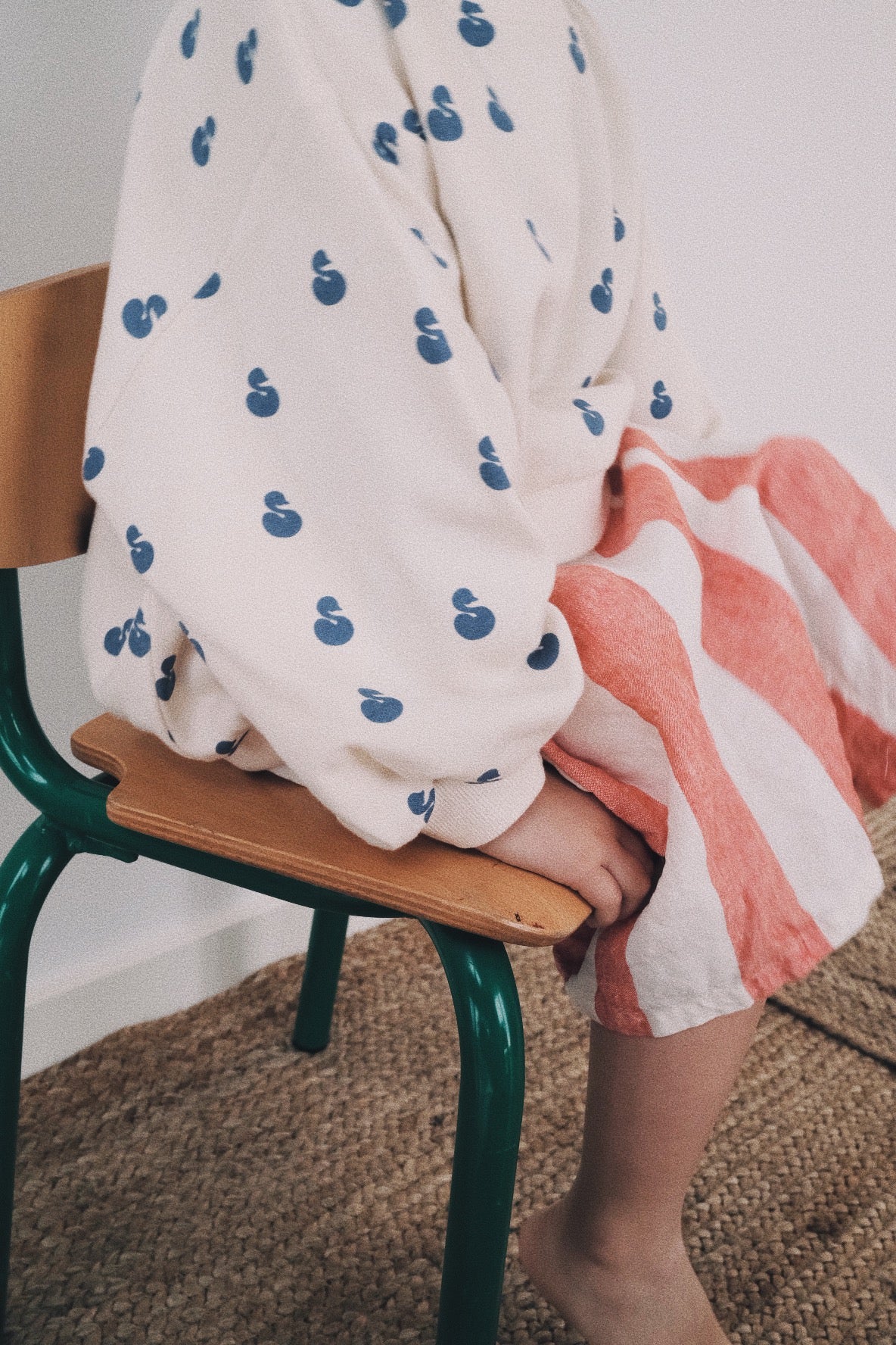 SWAN OVERSIZED SWEATSHIRT – melted butter