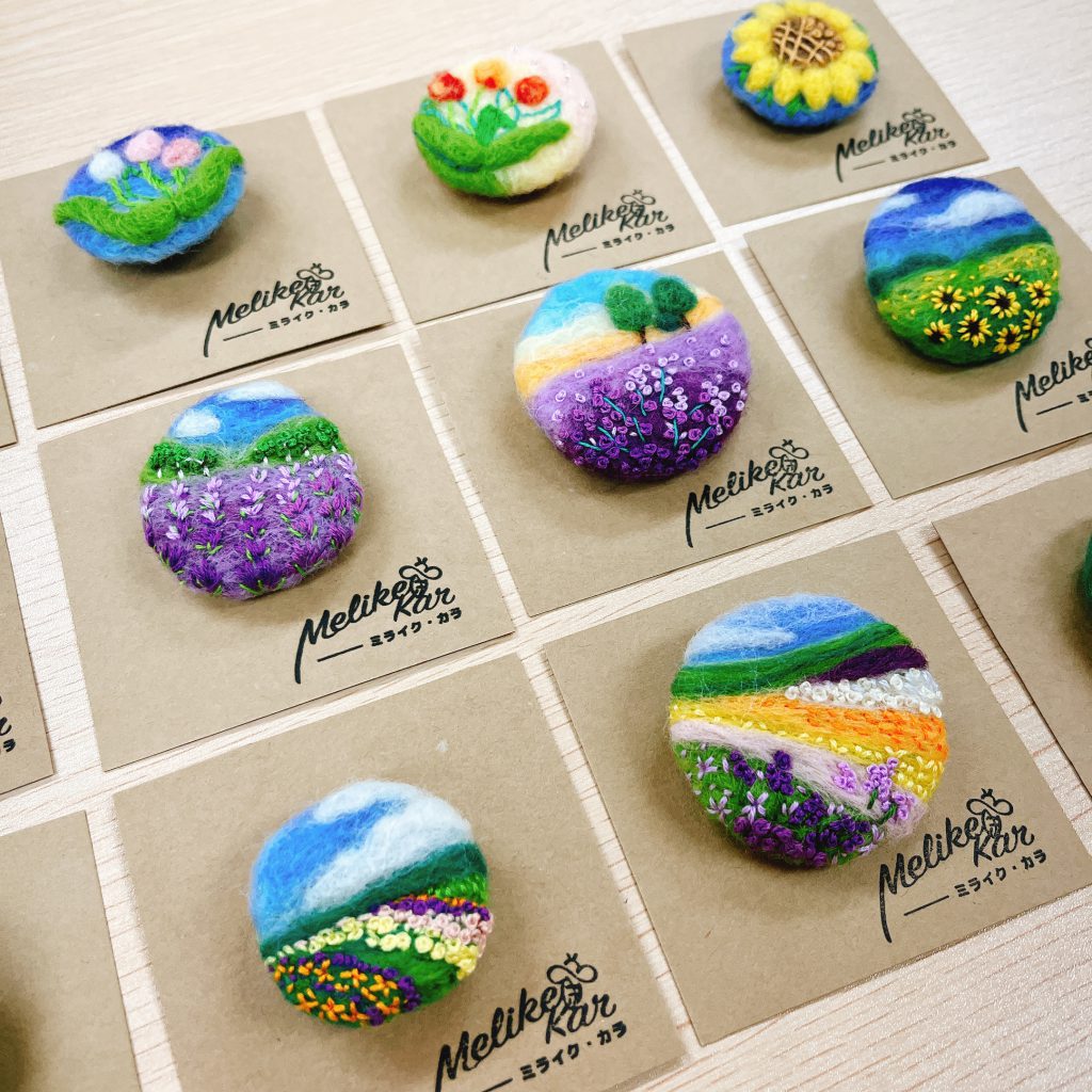 羊毛フェルトを使用した風景作品！！ | 就労継続支援B型ミライク・カラ