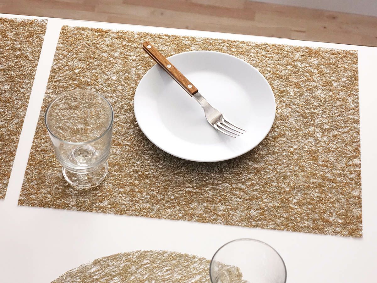 チルウィッチ ランチョンマット メタリックレース｜ゴールド