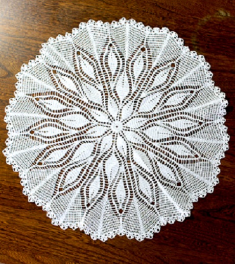 テーブルセンター ドイリー レース編みハンドメイド（丸型・大 直径56