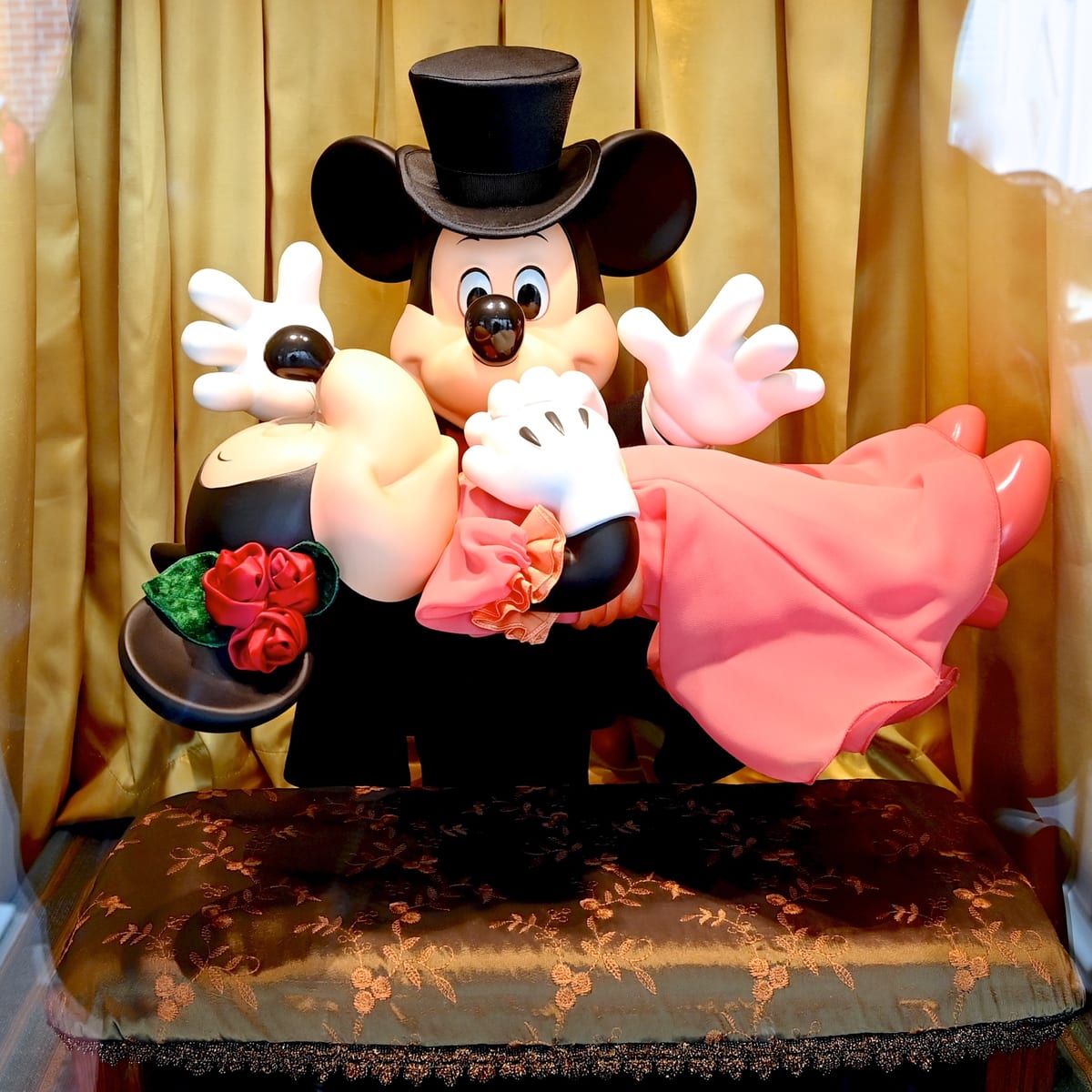 美女と野獣』デザイン登場！東京ディズニーランド「マジックショップ