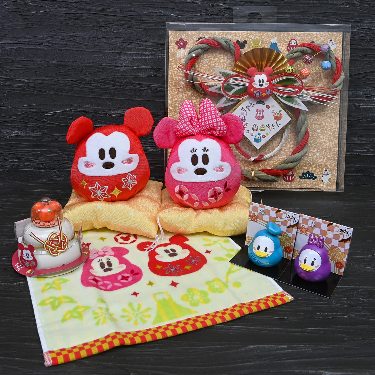 お正月だるまデザイン！ディズニーストアNEW YEAR 2022グッズ -