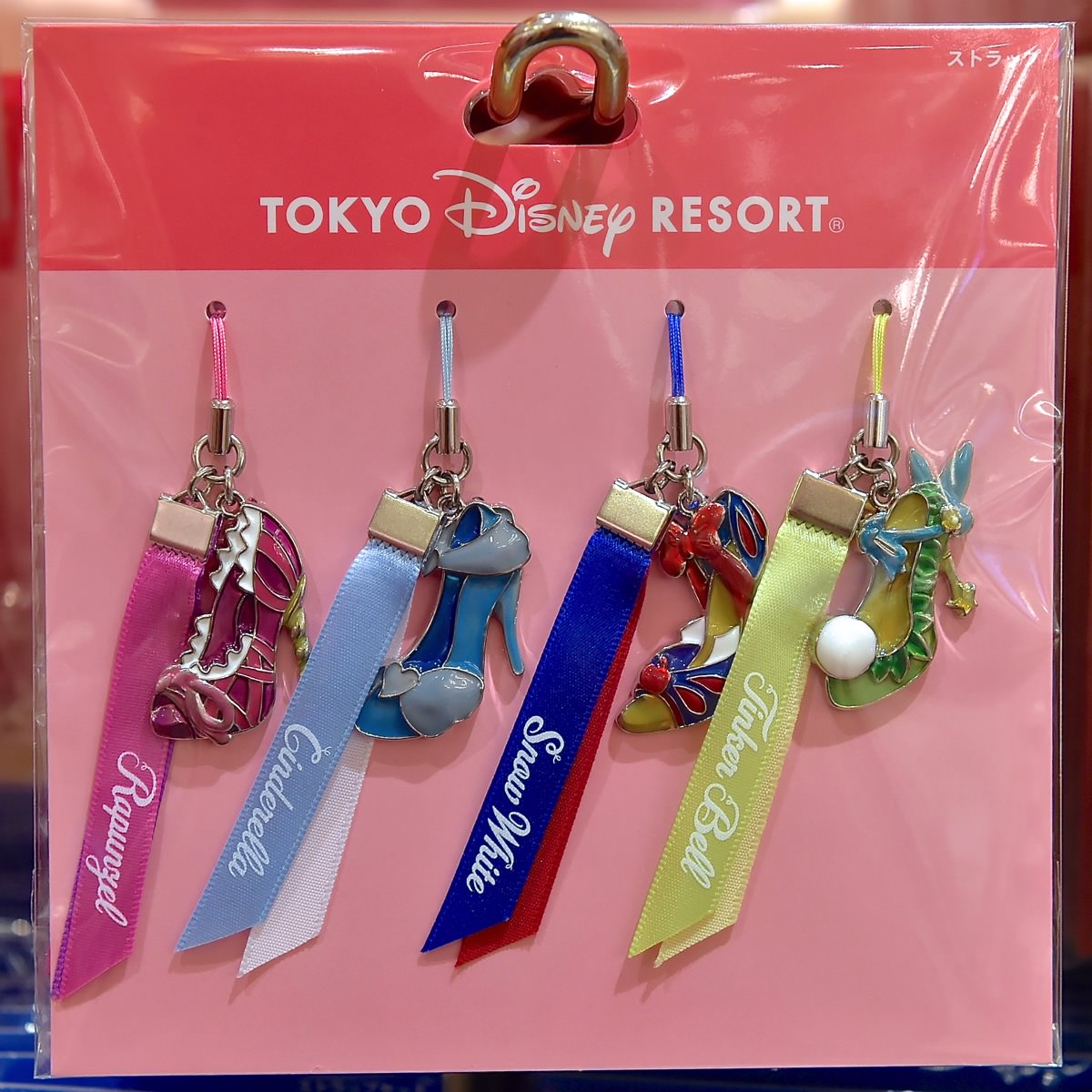お友達とシェアしたい☆ディズニーランドのストラップセットまとめ -