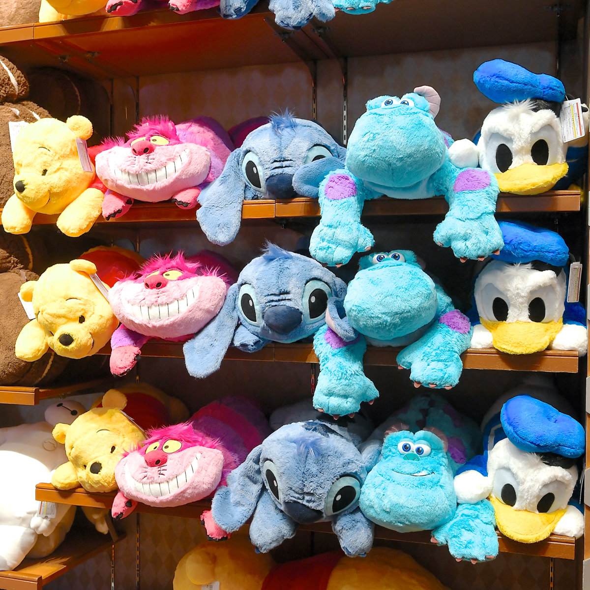 ふわもこくったりがかわいい！東京ディズニーランド抱きまくらぬいぐるみ -