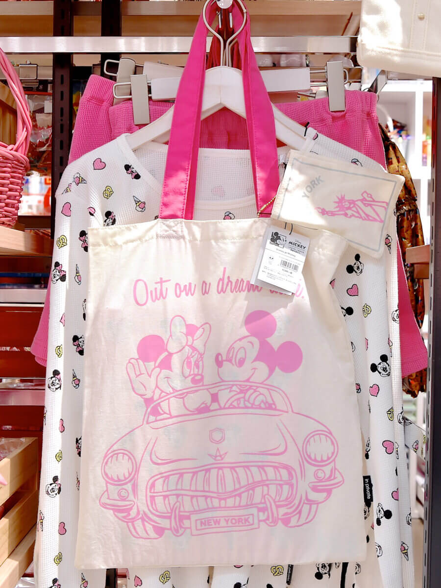 ニューヨークデートを楽しむミニー！PLAZA in private ミニーマウス