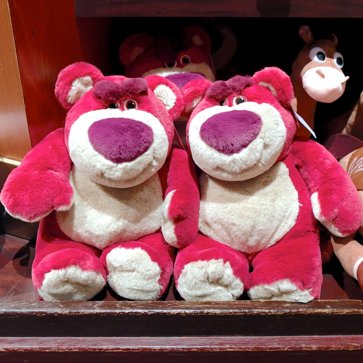 ロッツォ・ハグベアまとめ！東京ディズニーランド『トイ・ストーリー