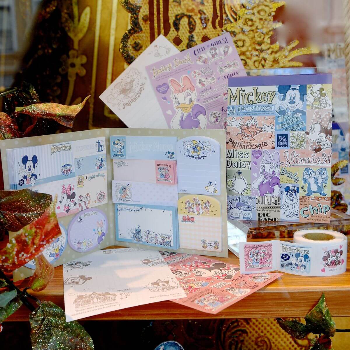 水彩画風のミッキー&フレンズ！東京ディズニーランド 文房具・お土産 -