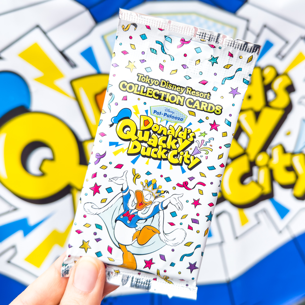 ドナルドを称えるグワグワスティックも！東京ディズニーランド