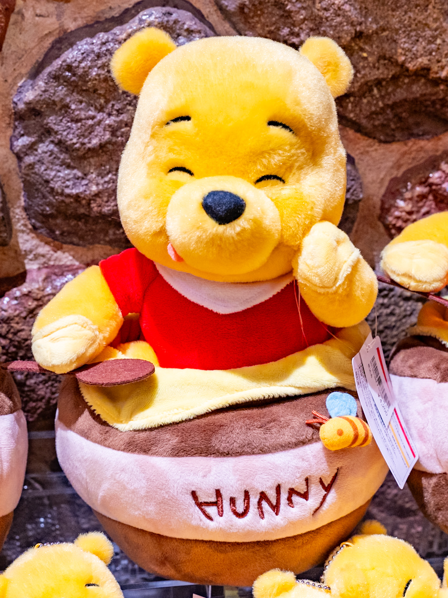はちみつの壺に入ったプー！東京ディズニーランド『くまのプーさん