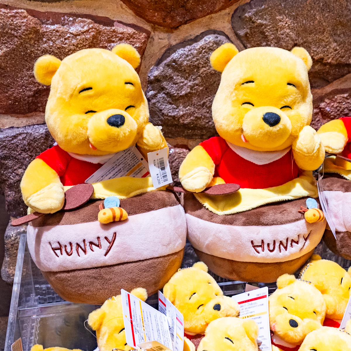 はちみつの壺に入ったプー！東京ディズニーランド『くまのプーさん