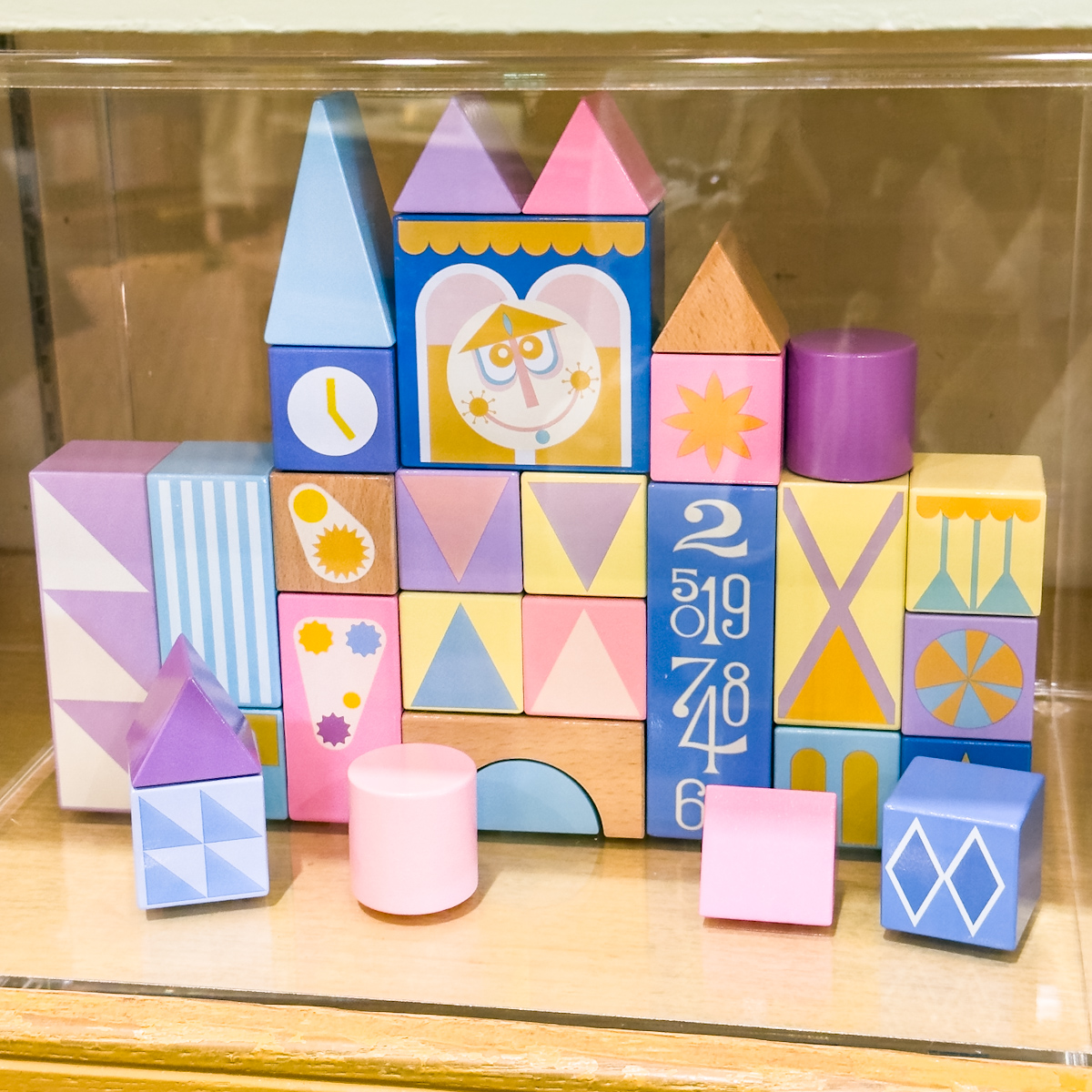 新品 未開封 ディズニー ランド イッツアスモールワールド つみき