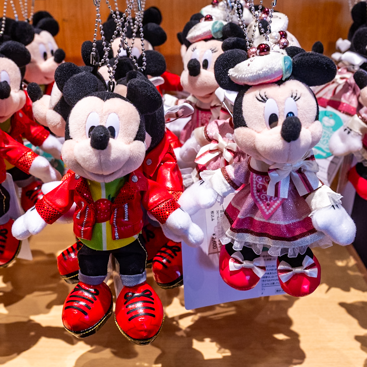 ヴァネロペやミッキーたちをデザイン！東京ディズニーランド