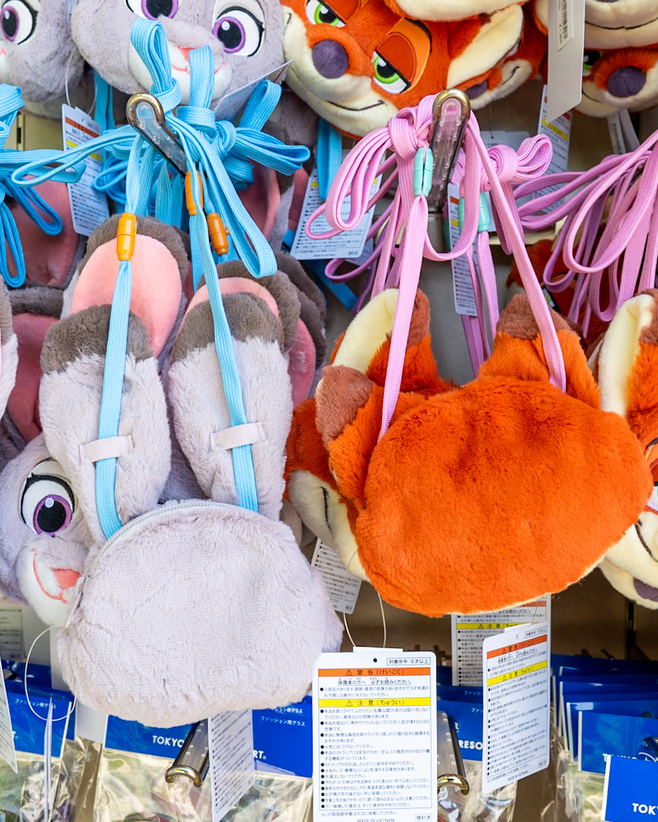 ファンキャップ、ショルダーバッグなど！東京ディズニーランド