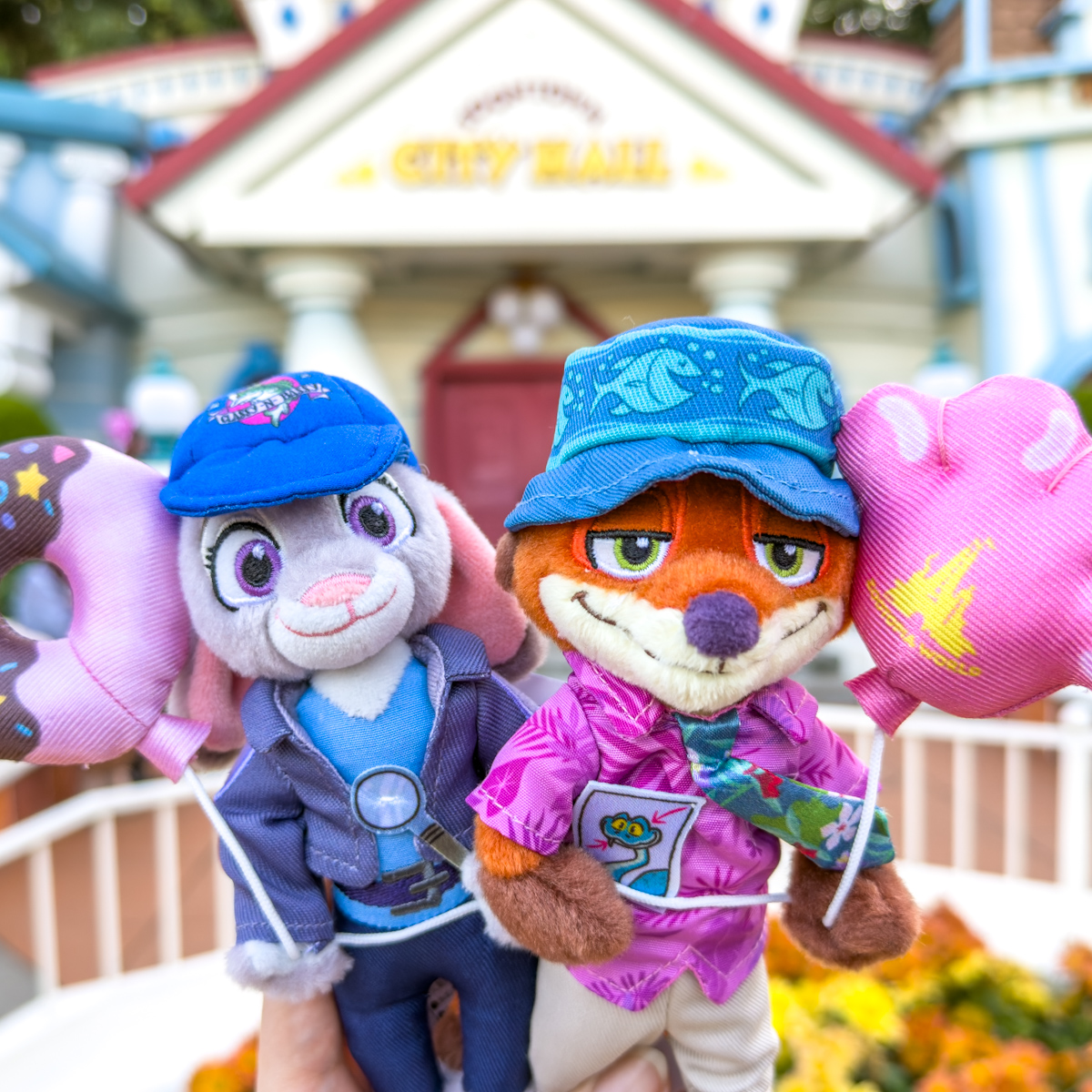 パークアイテムを持って潜入捜査するジュディとニックがかわいい！東京