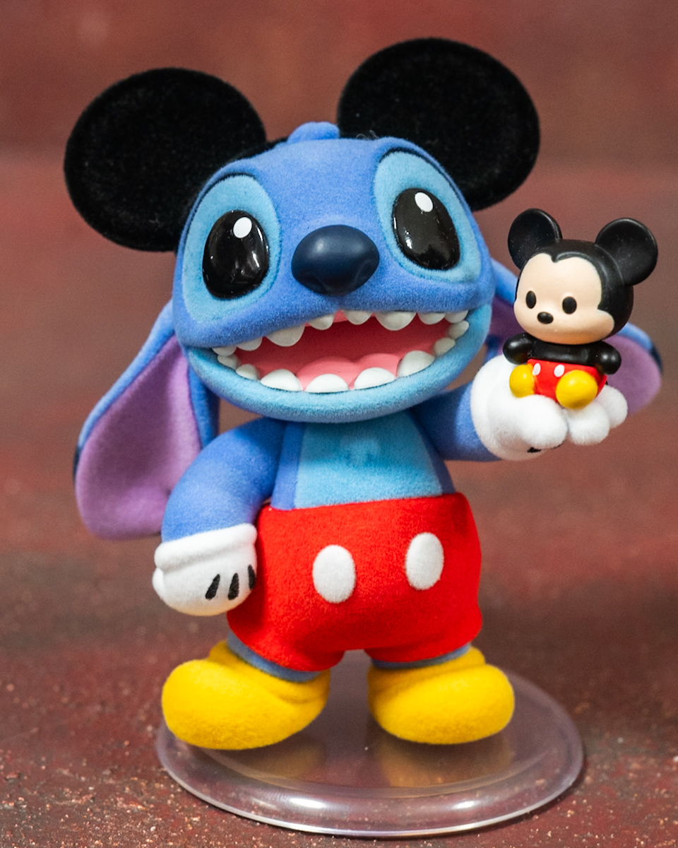 ミッキー＆フレンズになりきったスティッチがかわいい！ホットトイズ