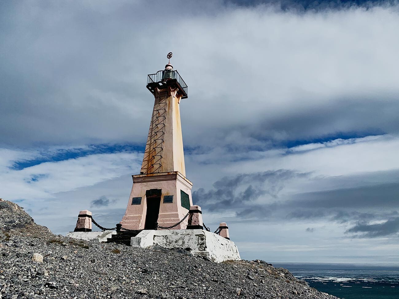 ロシア最東端の景色：デジネフ岬（写真特集）