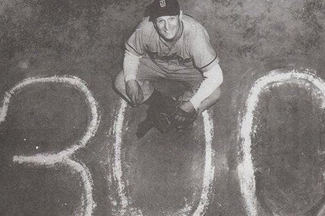 日本プロ野球界初の外国人選手 ヴィクトル・スタルヒン