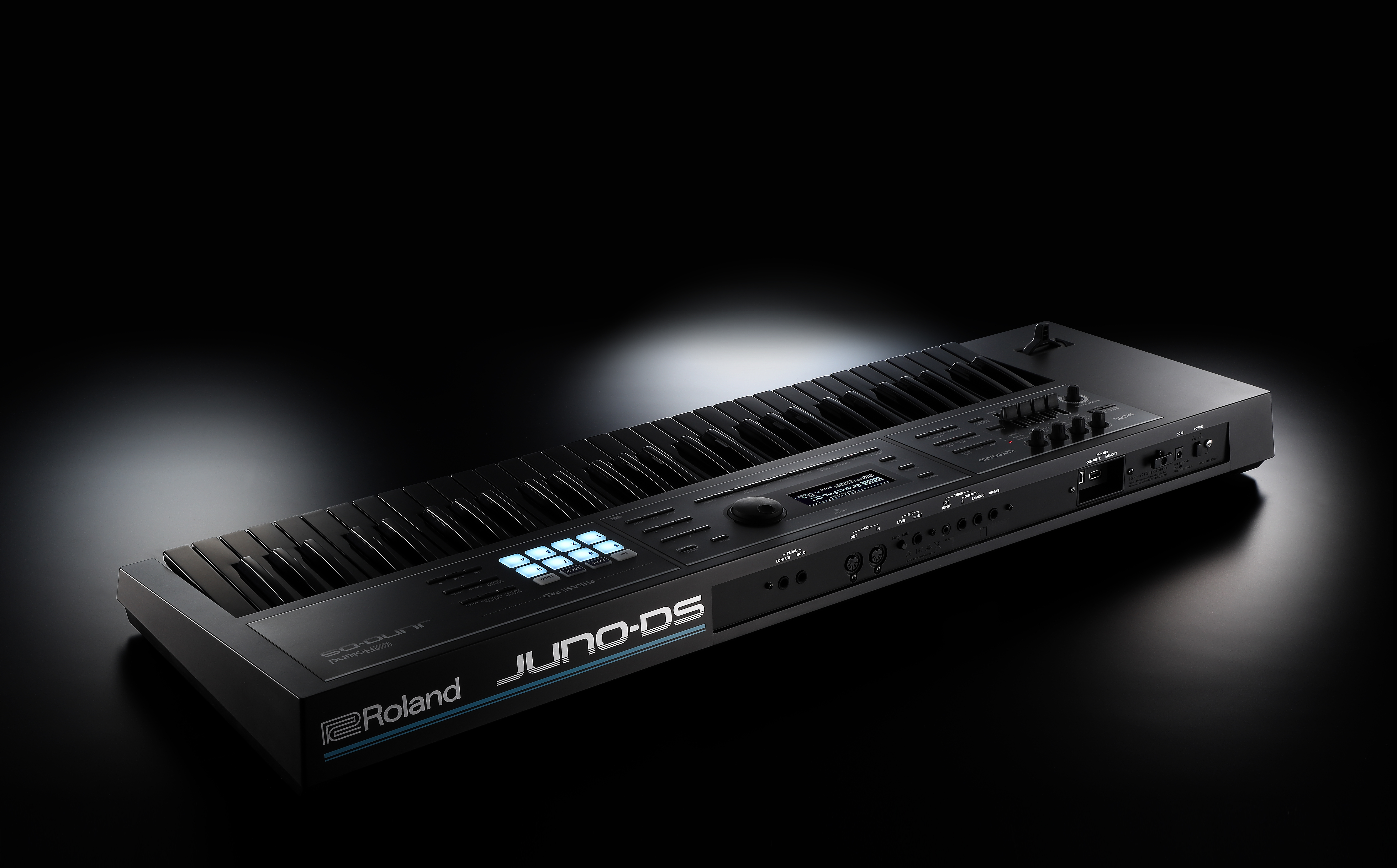 Roland】人気シンセJUNO-DS61・FA-06のオールブラックを数量限定で発売