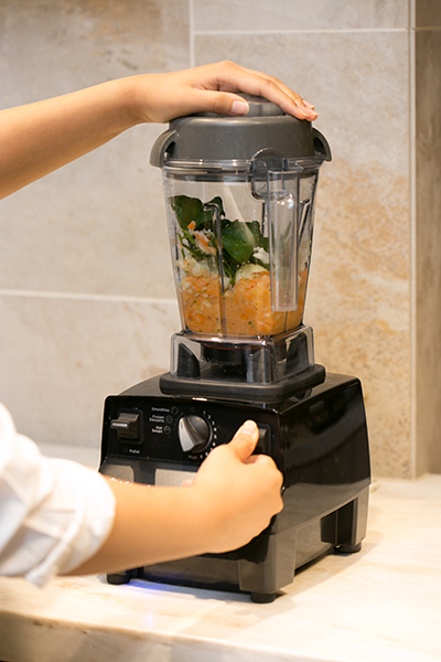 違いをプロに聞く！ ミキサー、ブレンダ―、ジューサー、フード