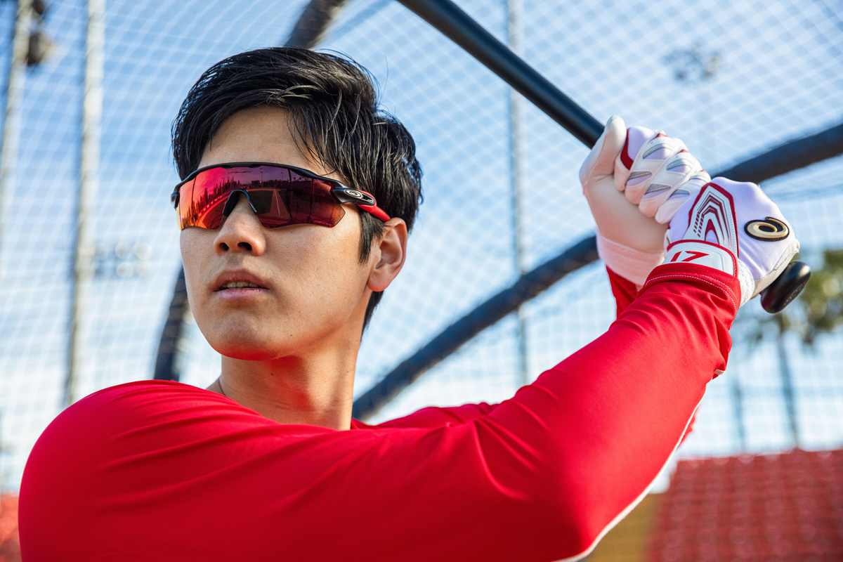 プロからビギナーまで完全にカバー！「OAKLEY（オークリー）」の