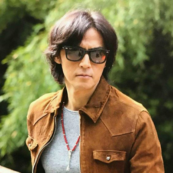 最新まとめ】B'z「稲葉浩志さん」が愛用するサングラス＆メガネの