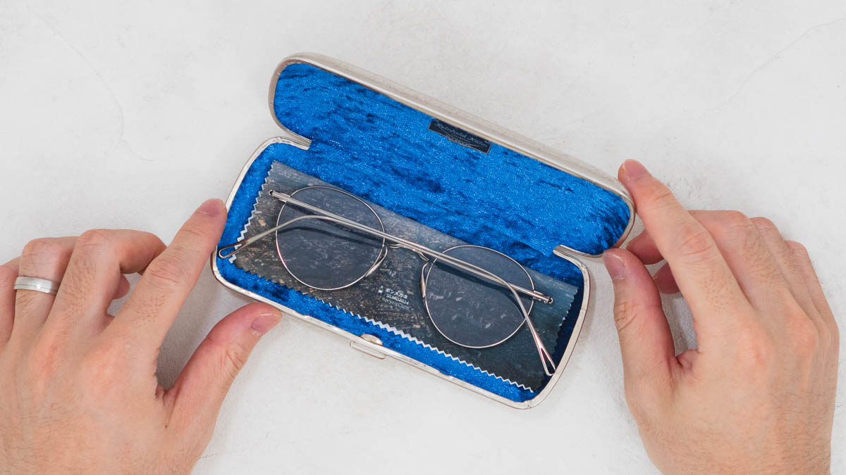 ラインホルトキューン｜入手困難な幻のメガネケース | MINIMALOG