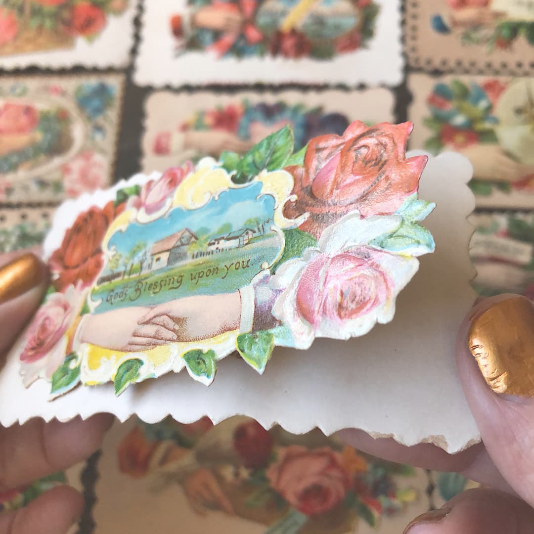 ハンドモチーフのヴィクトリアンコーリングカード