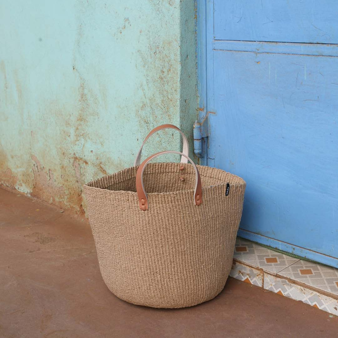 Fair Trade brown market basket M