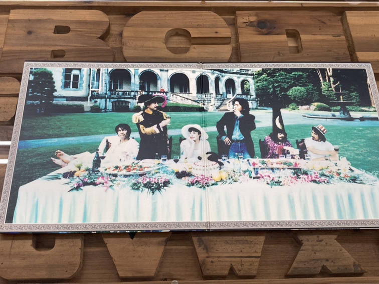 サザンオールスターズ【YOUNG LOVE】 / リサイクルショップ三喜「宮崎