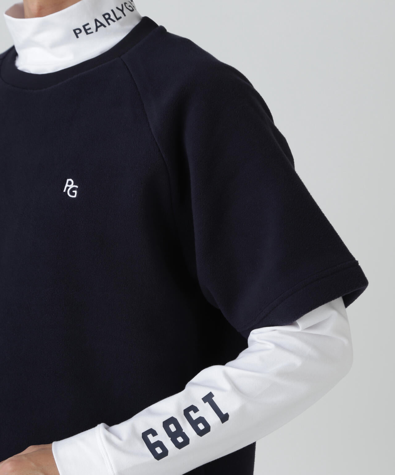 リサイクルマイクロフリース半袖クルーネックプルオーバー | PEARLY