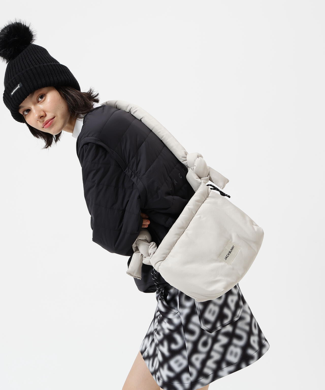 中綿ショルダーバッグ (UNISEX) | Jack Bunny!!（ジャックバニー