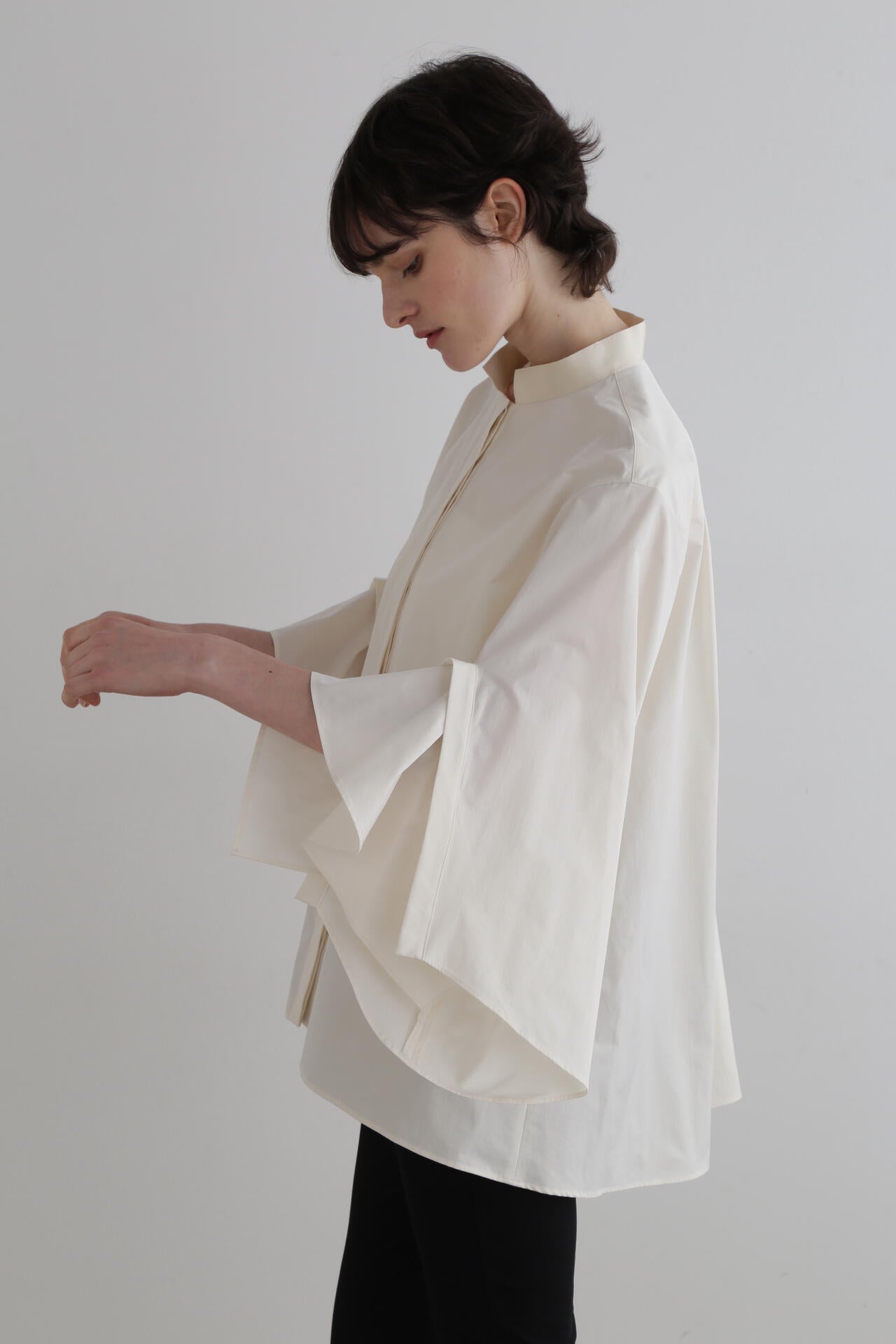 ラッフルスリーブブロードブラウス | LE PHIL（ル フィル） ｜【公式