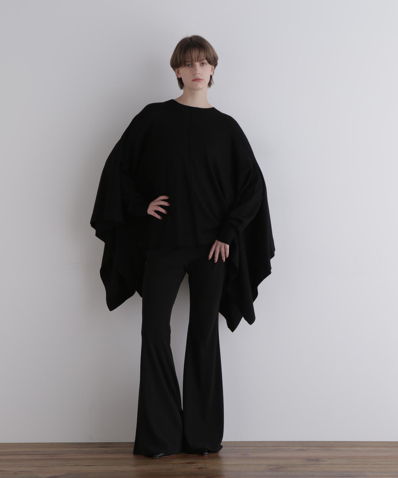 ウールハイゲージケープニット | LE PHIL（ル フィル） ｜【公式】通販