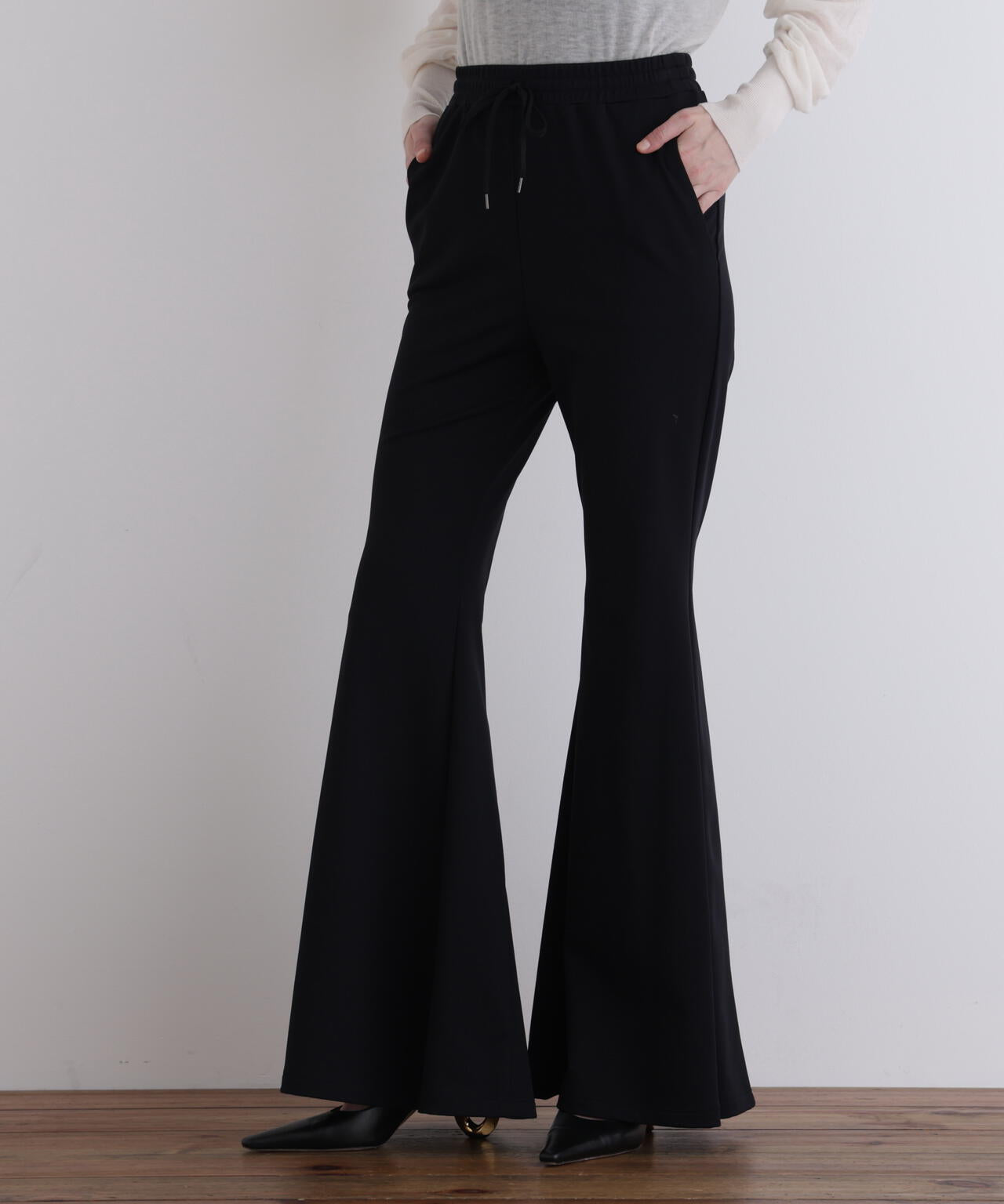 EC限定/00サイズ】ハイストレッチ裏起毛フレアパンツ | LE PHIL（ル