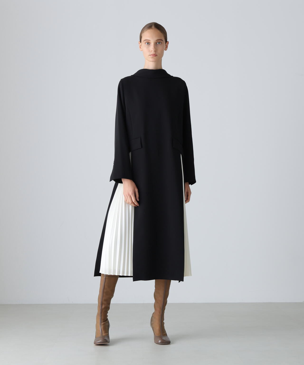 バイカラープリーツワンピース | ADORE（アドーア） ｜【公式】通販mix