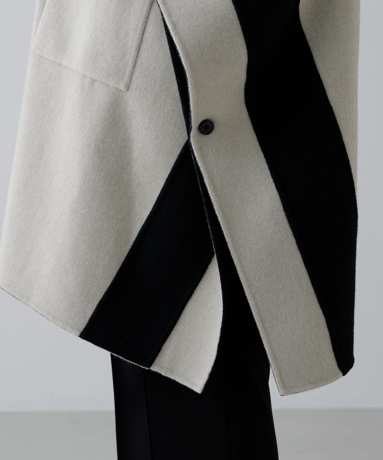 Ca混2TONEリバーケープコート | ADORE（アドーア） ｜【公式