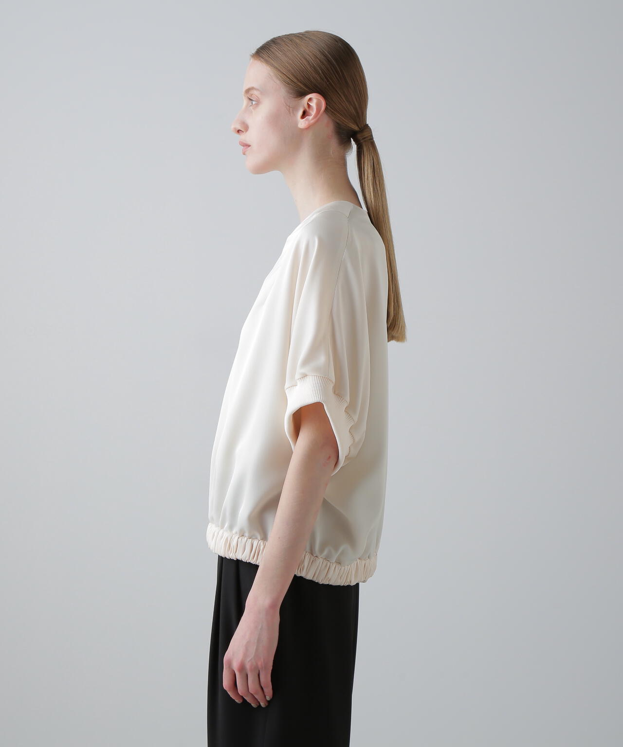 20周年記念＞ダルサテンブラウス | ADORE（アドーア） ｜【公式】通販