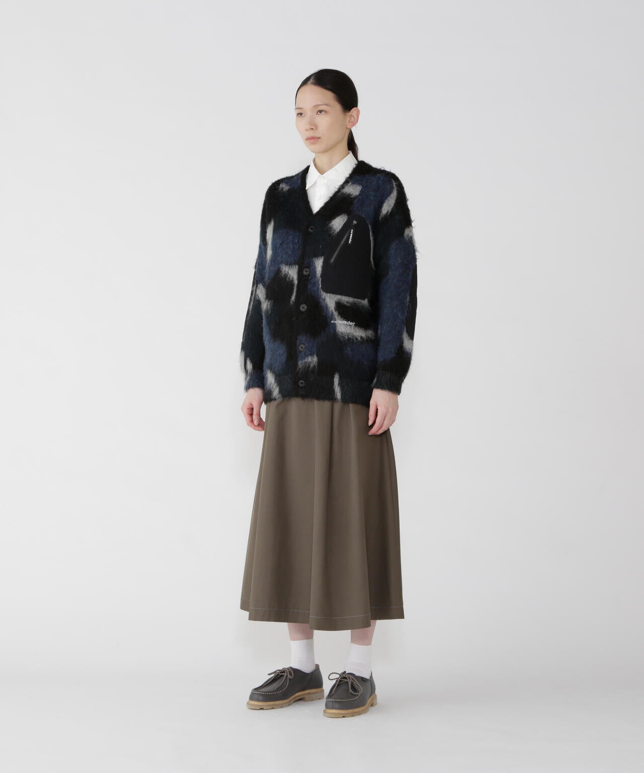 mix color shaggy knit cardigan | and wander（アンドワンダー