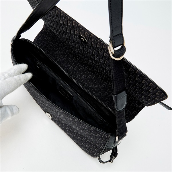 Christian Dior ストリートシック トロッター ショルダーバッグ
