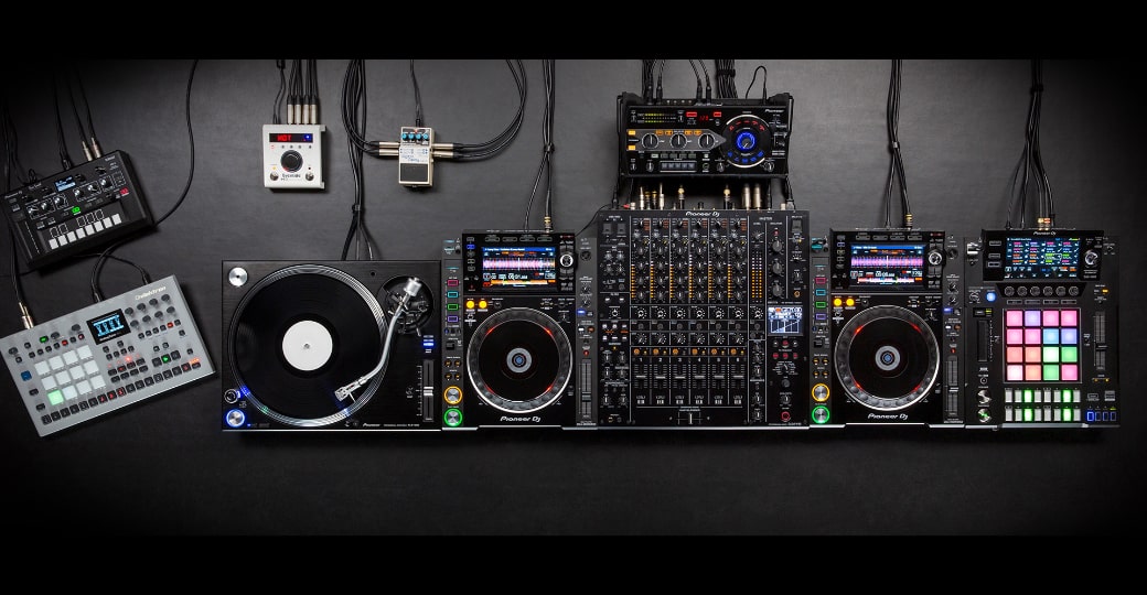 エリートDJだけが使いこなせる！プロ仕様 6ch DJミキサー Pioneer DJM